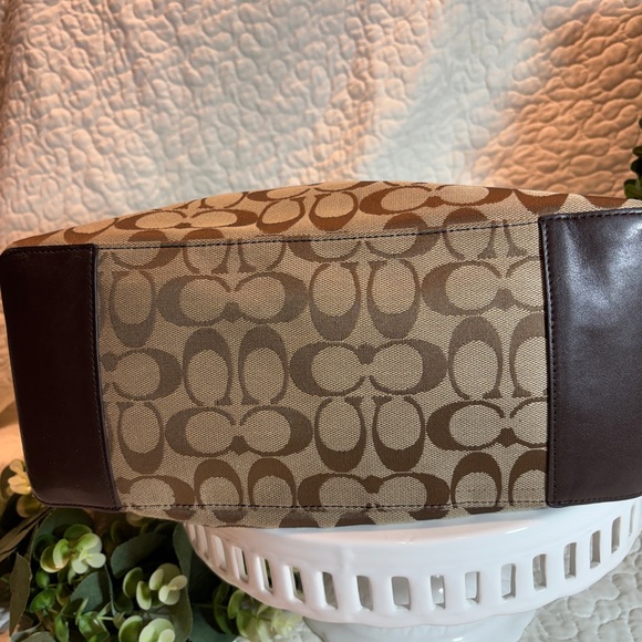 Coach Tan and Brown Signature Tote - Picture 6 of 11